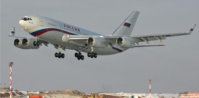 Путин с фитнес в самолета, Тръмп лети с 19 телевизора